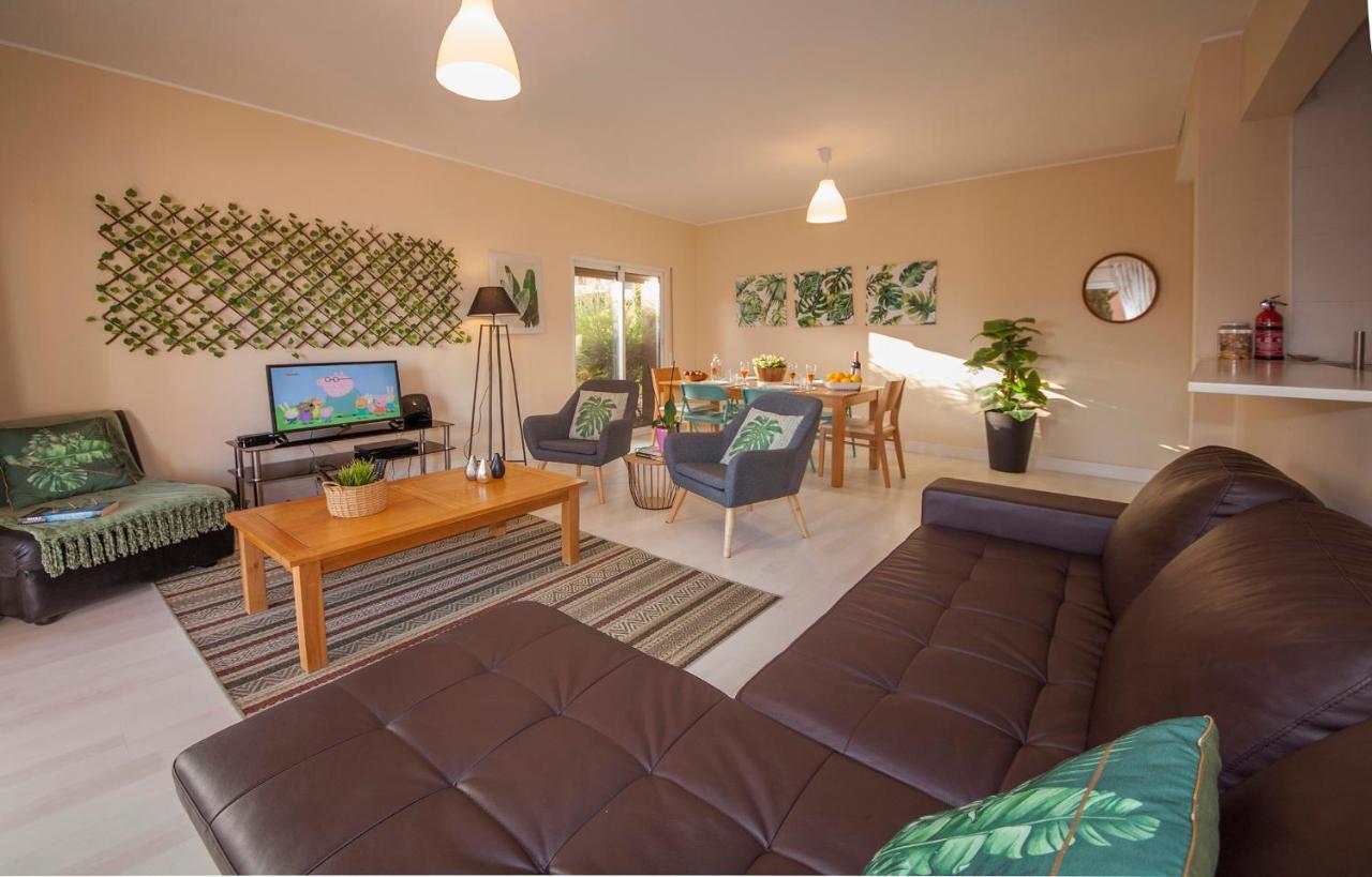 B02 - Fantastic Apartment With Pool Portimão Exteriör bild